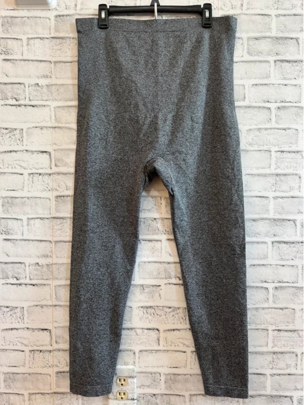 Women’s dark heathered gray Shapermint leggings 4X